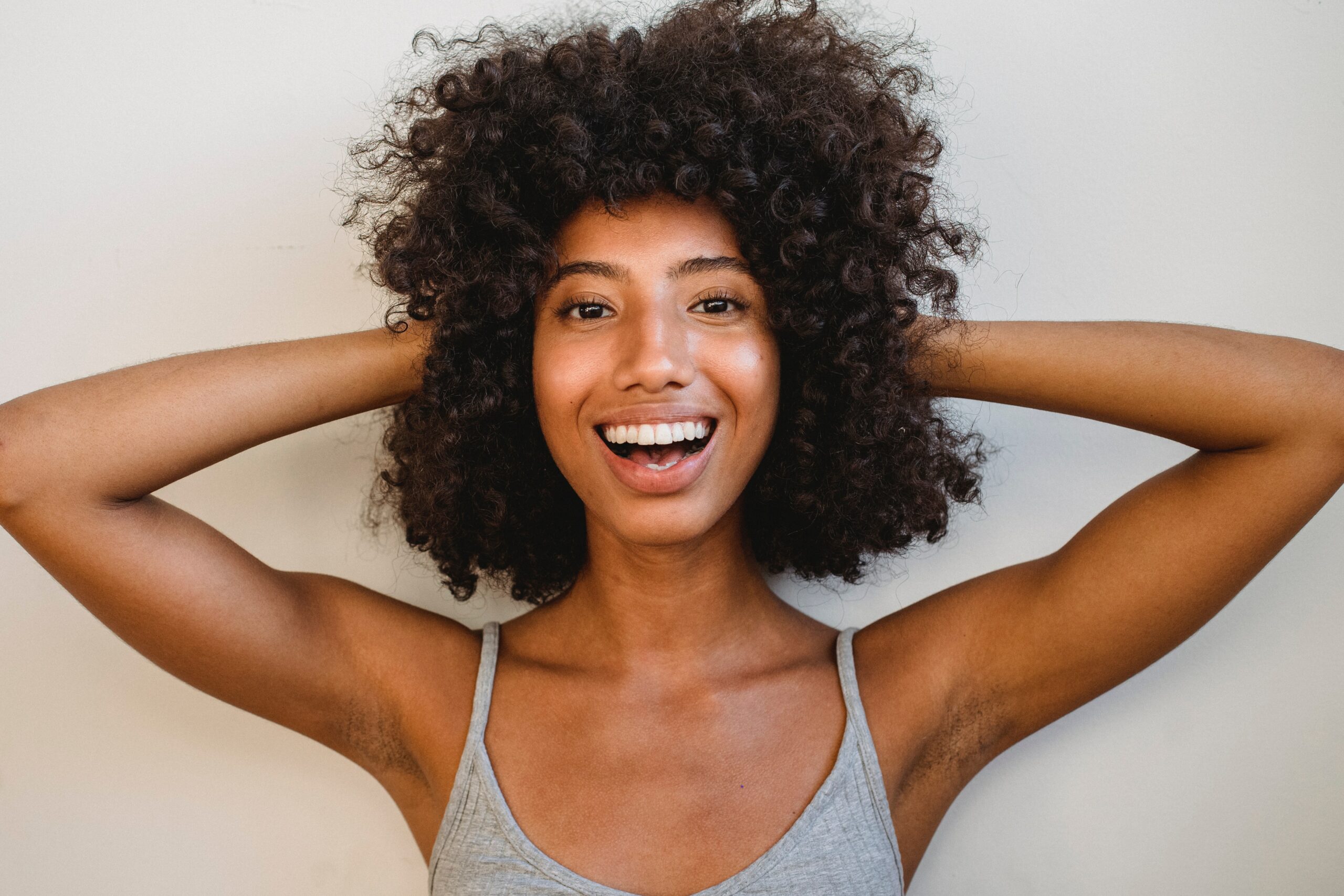 Cómo Desenredar El Cabello Afro De Manera Efectiva Afrobohemio 